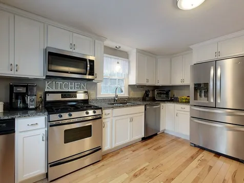 47 Teak Drive Nashua NH 03062-1468