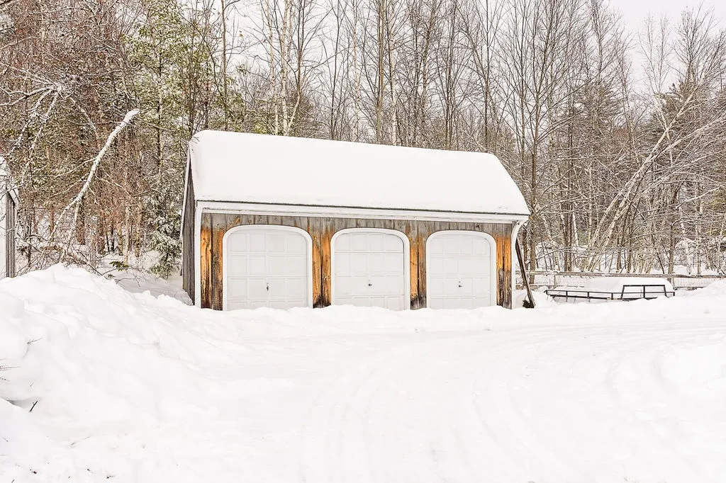 1273 Province Road Barnstead NH 03218