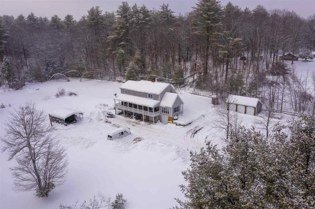 1273 Province Road Barnstead NH 03218