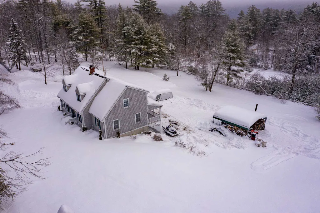 1273 Province Road Barnstead NH 03218