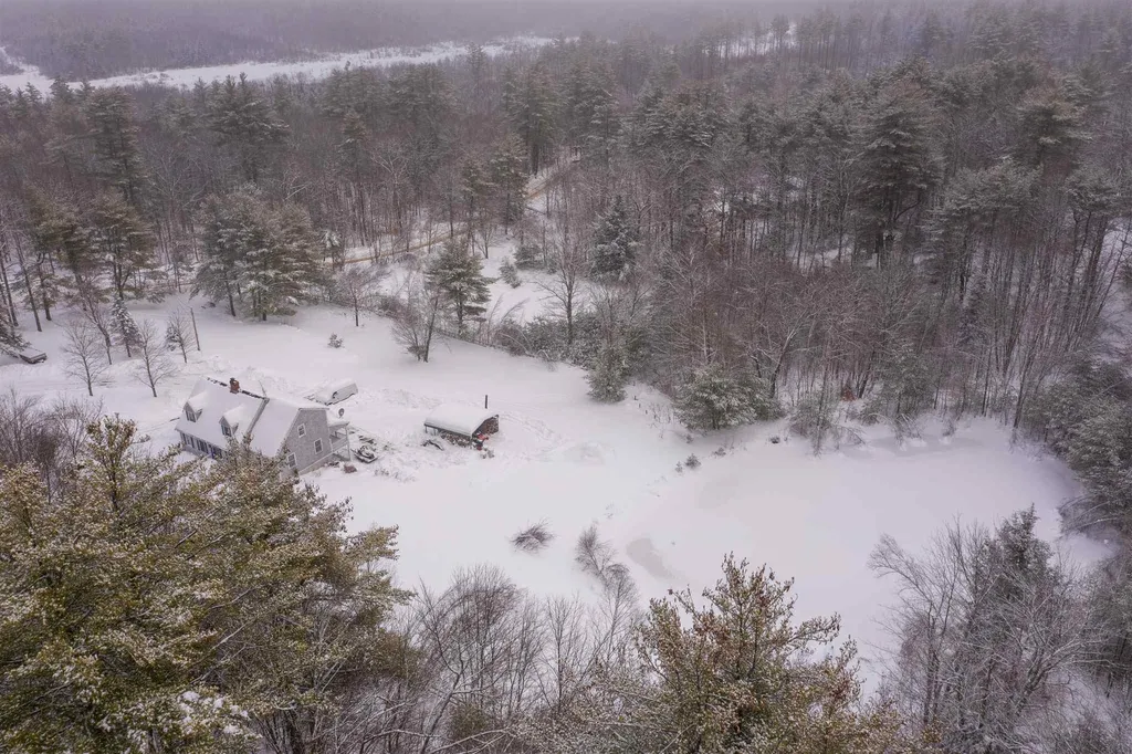 1273 Province Road Barnstead NH 03218