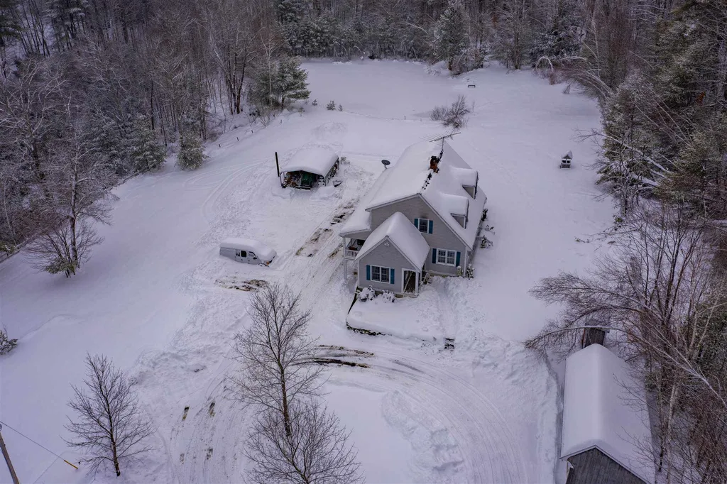 1273 Province Road Barnstead NH 03218