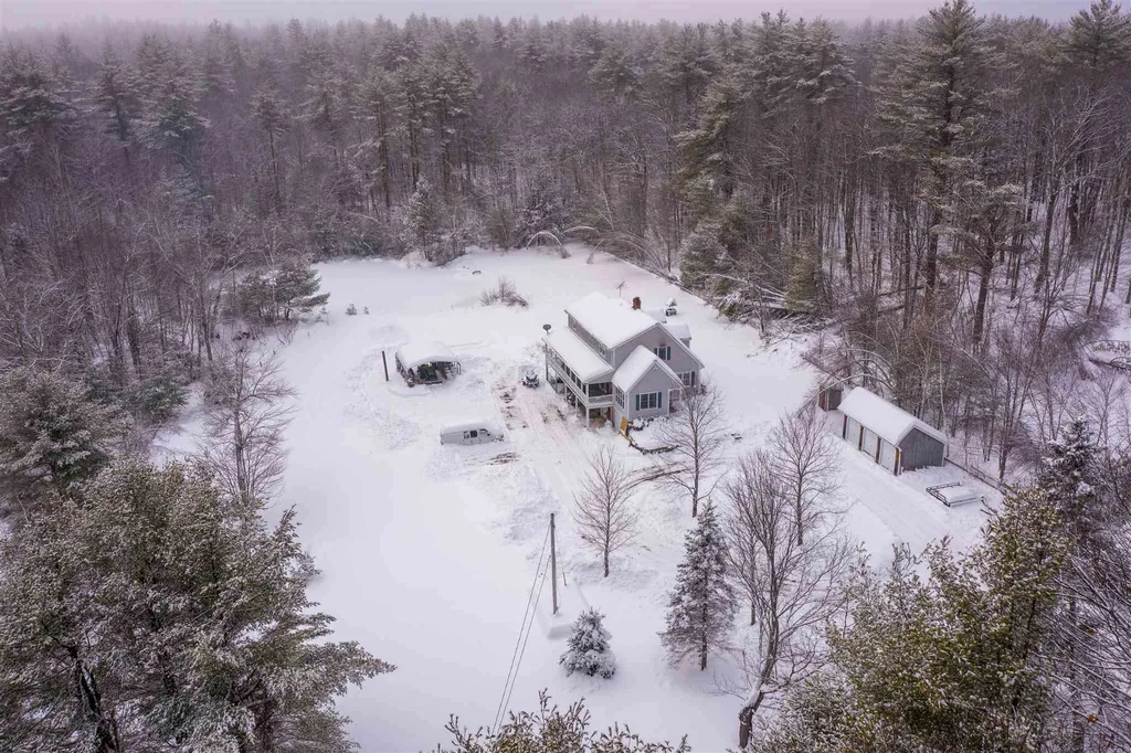 1273 Province Road Barnstead NH 03218