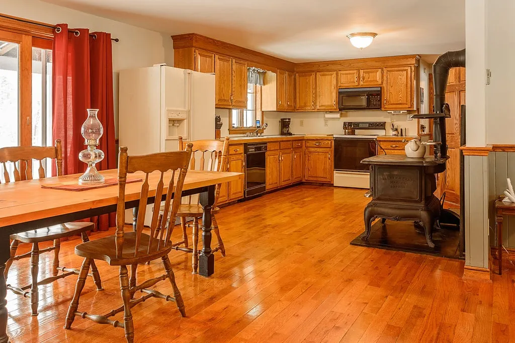 1273 Province Road Barnstead NH 03218