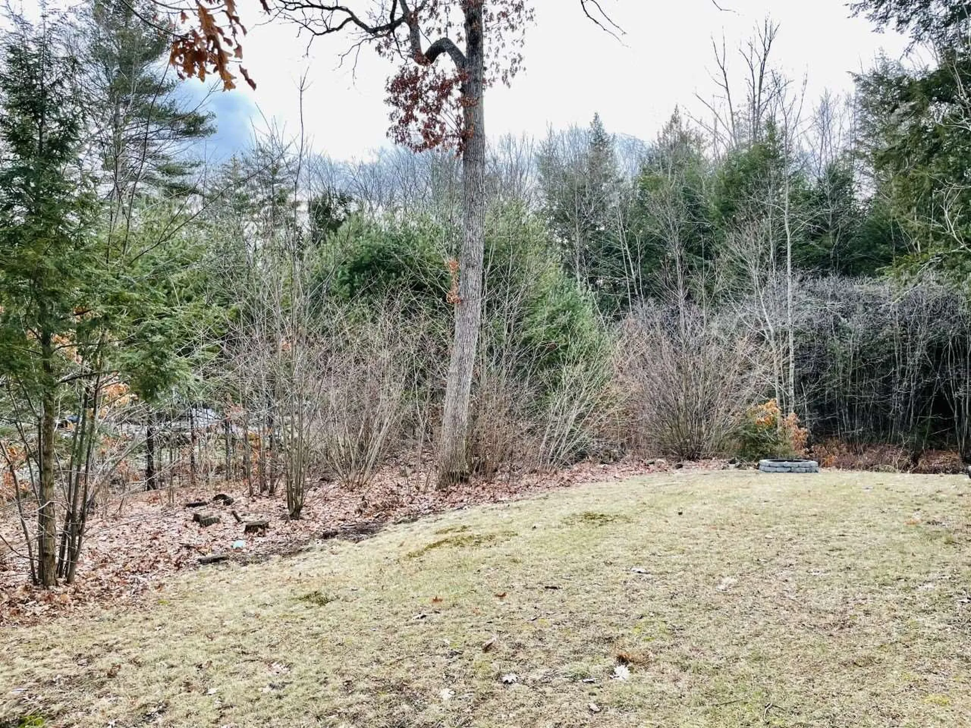 33 Boxwood Circle Milford NH 03055