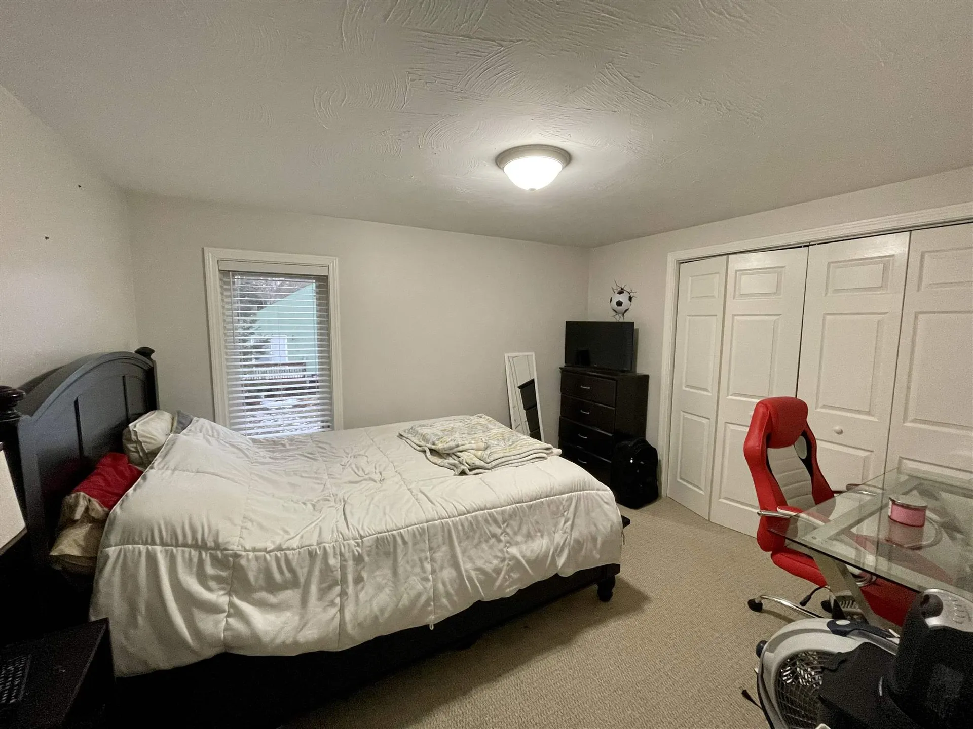 33 Boxwood Circle Milford NH 03055