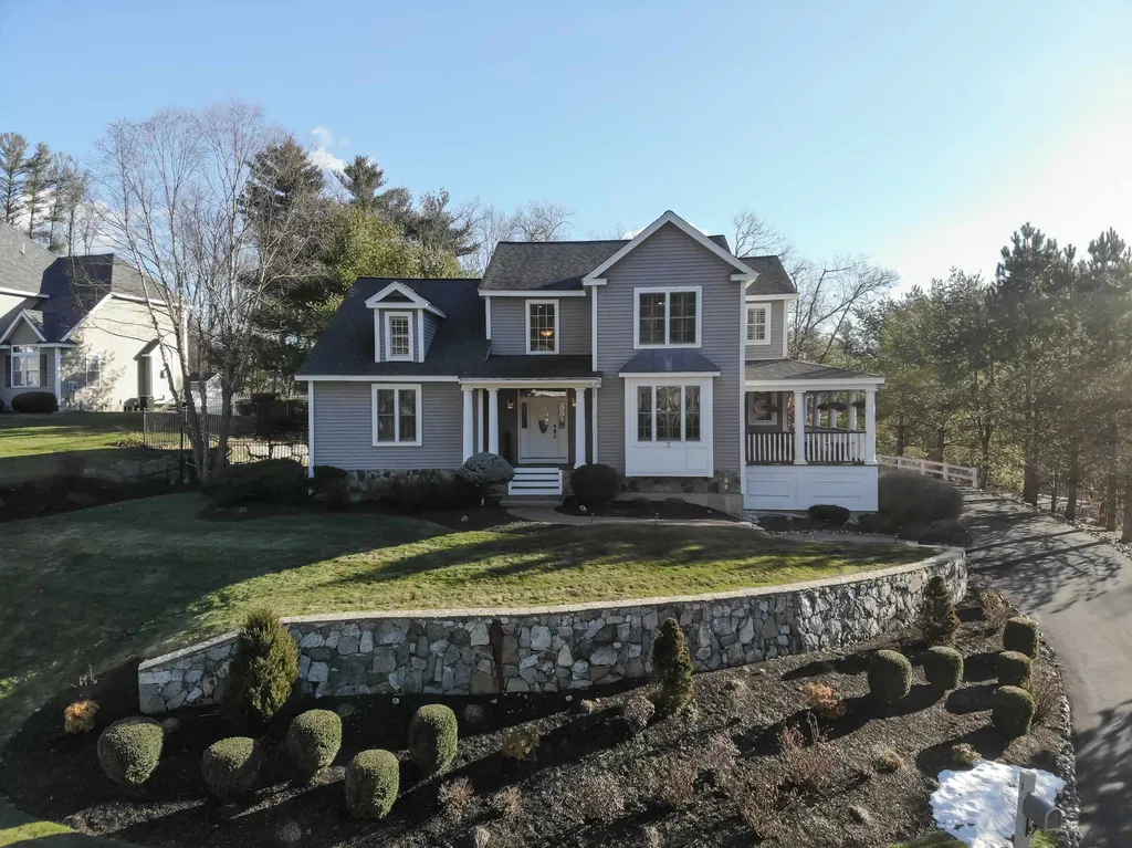 2 Castle Ridge Road Salem NH 03079
