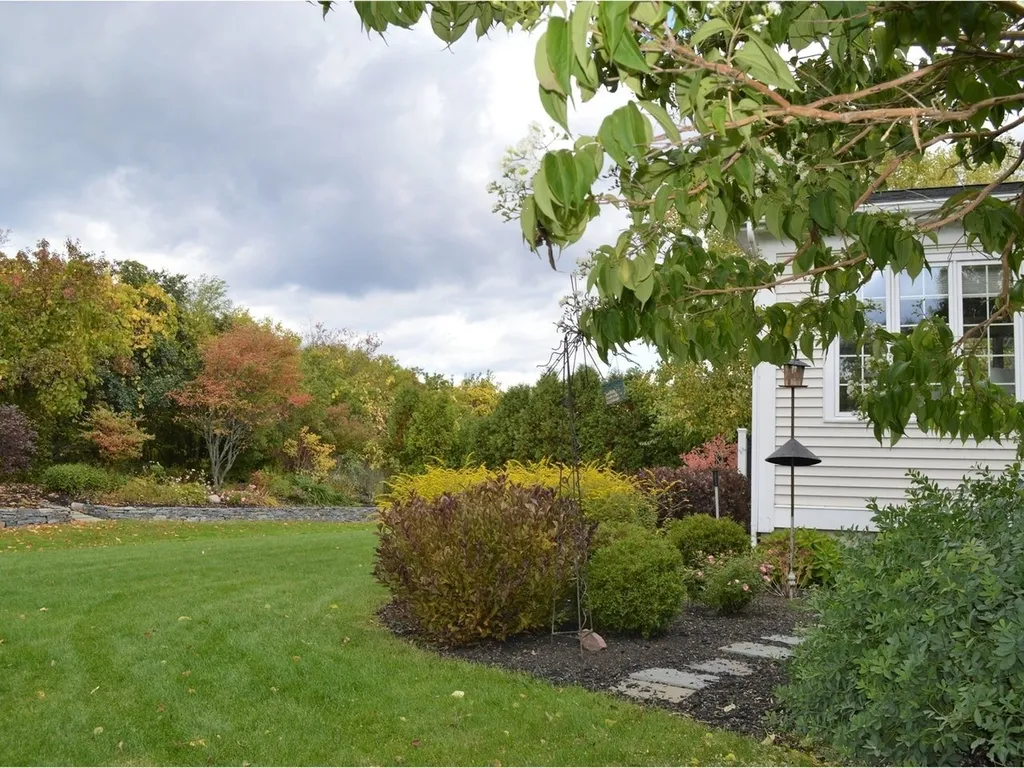 115 Four Sisters Road South Burlington VT 05403