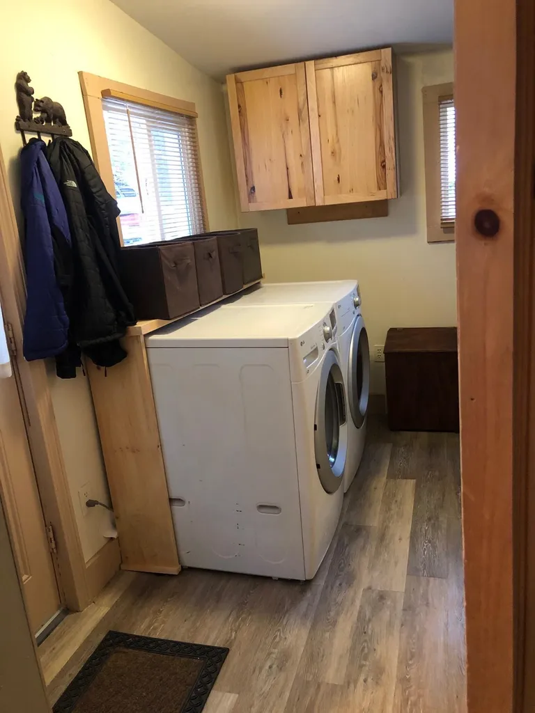 66 Riverhill Avenue Concord NH 03303