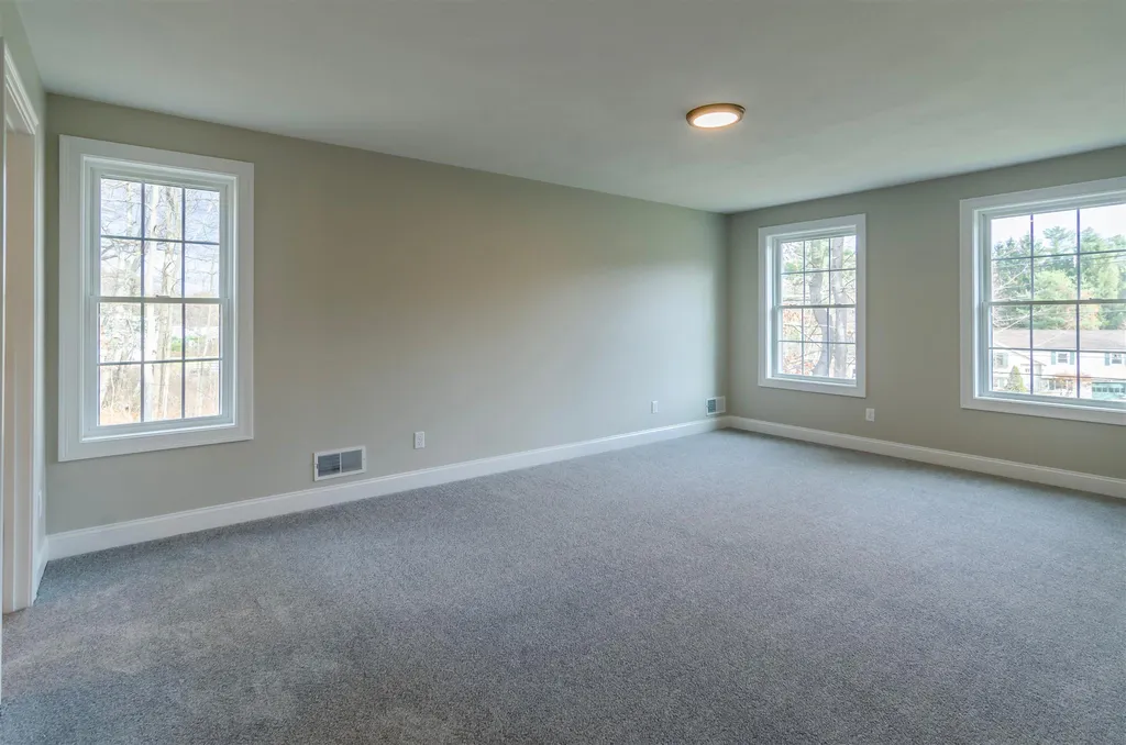 74a Lawrence Road Salem NH 03079