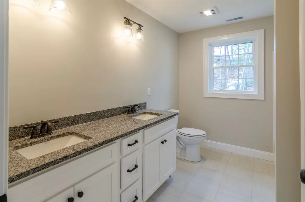 74a Lawrence Road Salem NH 03079