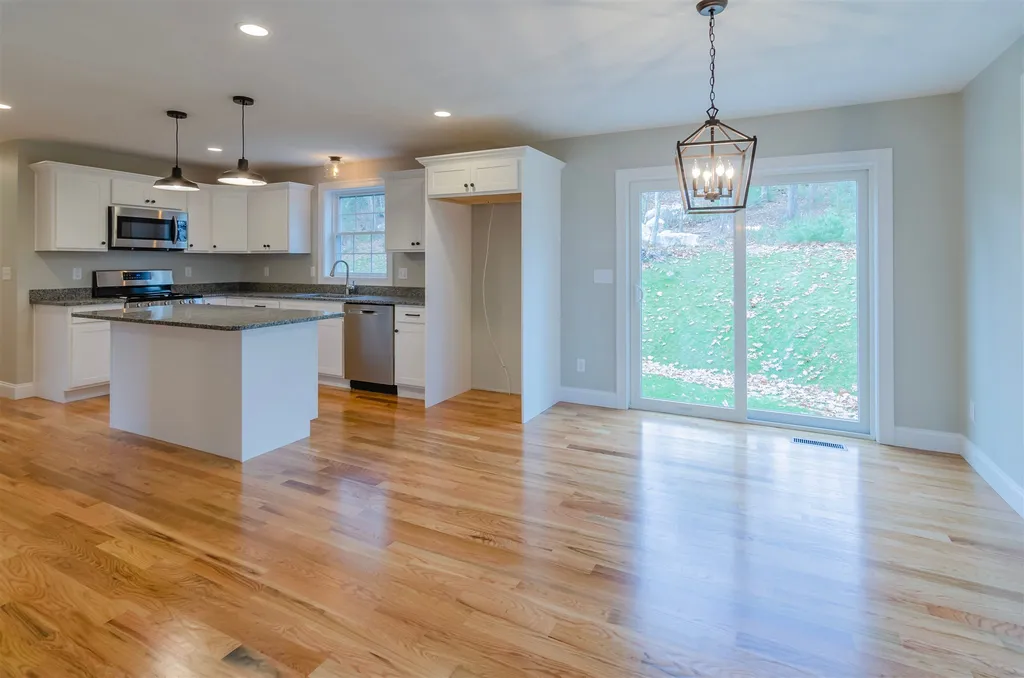 74a Lawrence Road Salem NH 03079
