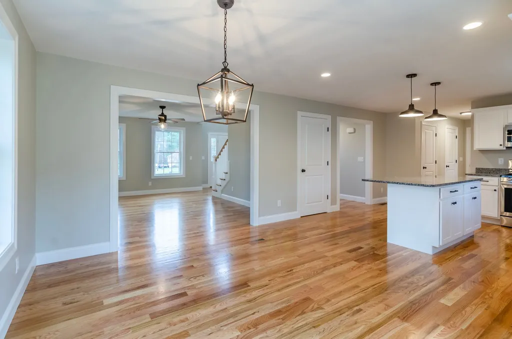 74a Lawrence Road Salem NH 03079