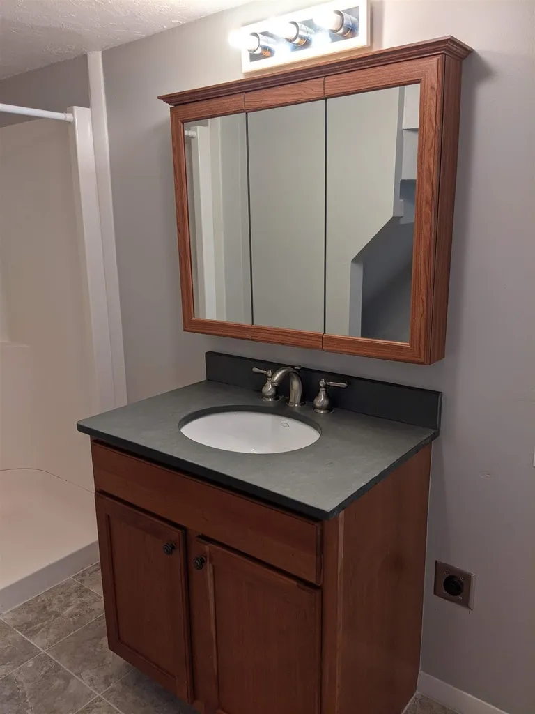 98 Parade Road Meredith NH 03253