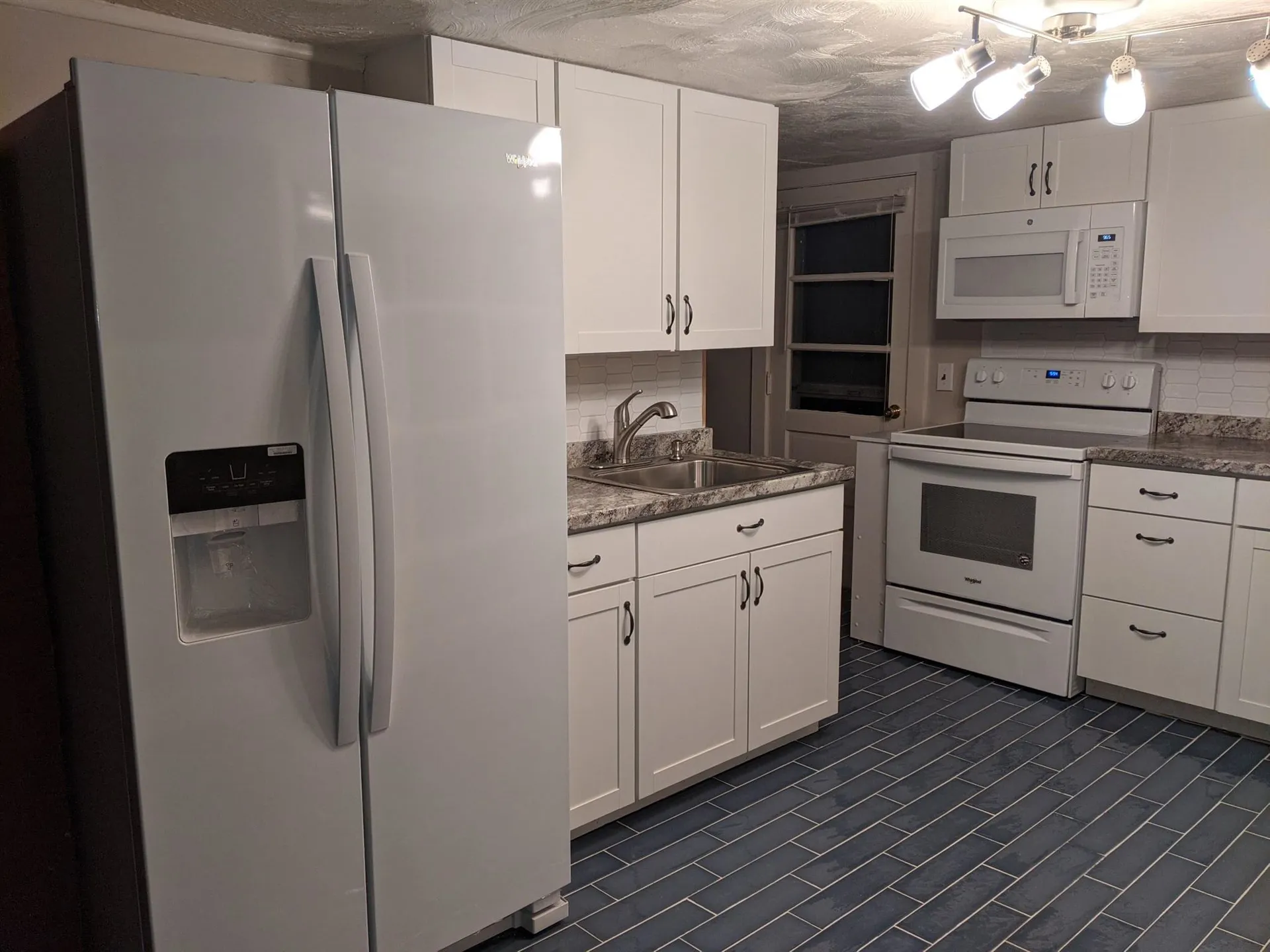 98 Parade Road Meredith NH 03253