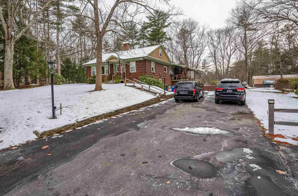 294 Newmarket Road Durham NH 03824