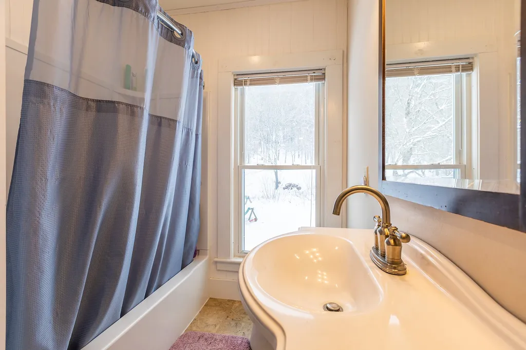 150 Sand Hill Road Bethel VT 05032