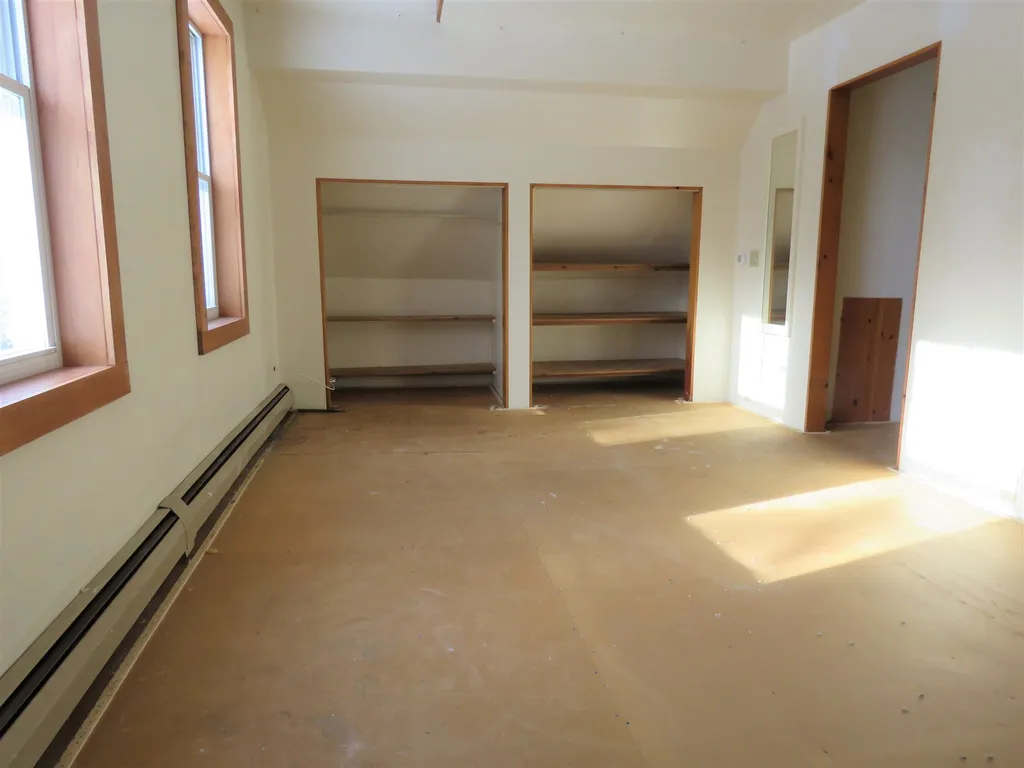 174 Andrews Road Holland VT 05830