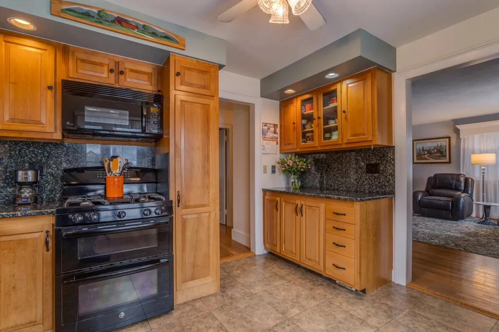 14 Fairview Drive Portsmouth NH 03801