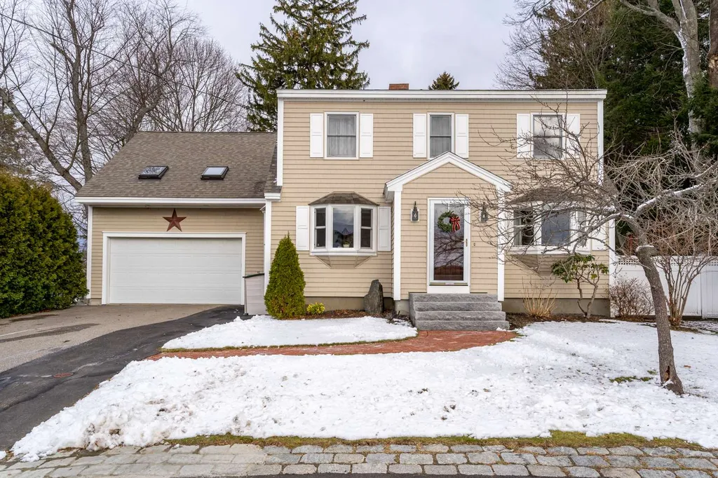 14 Fairview Drive Portsmouth NH 03801