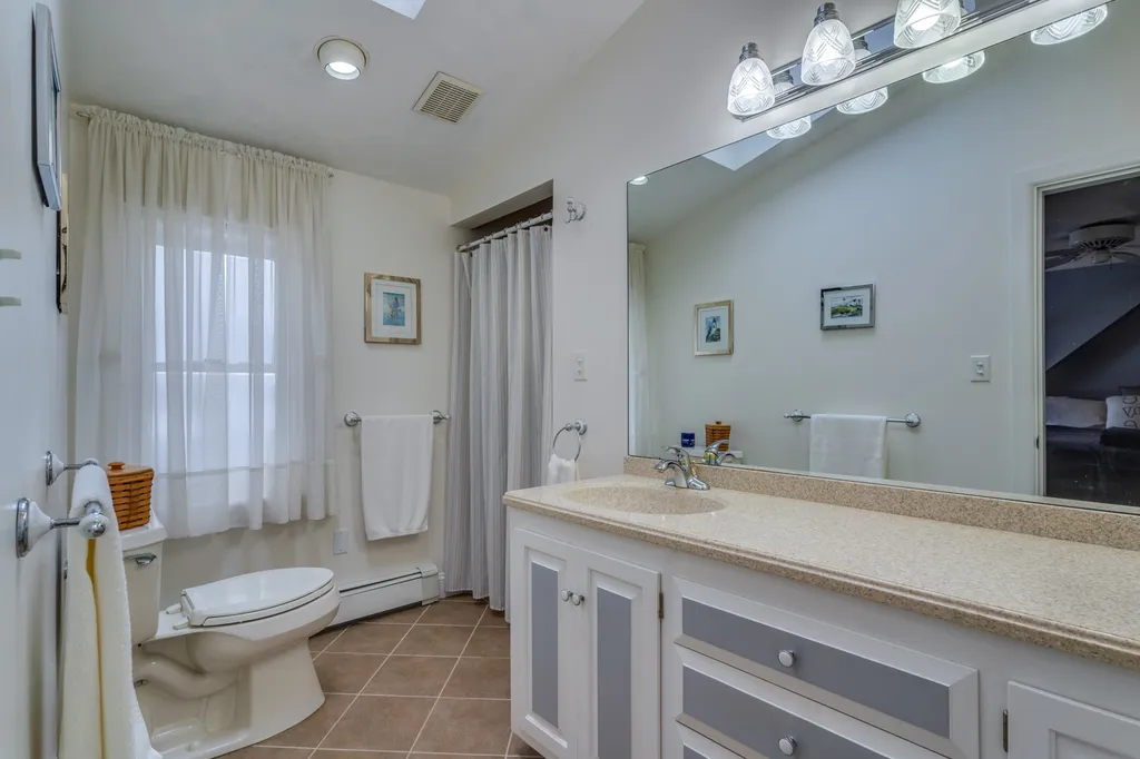 14 Fairview Drive Portsmouth NH 03801