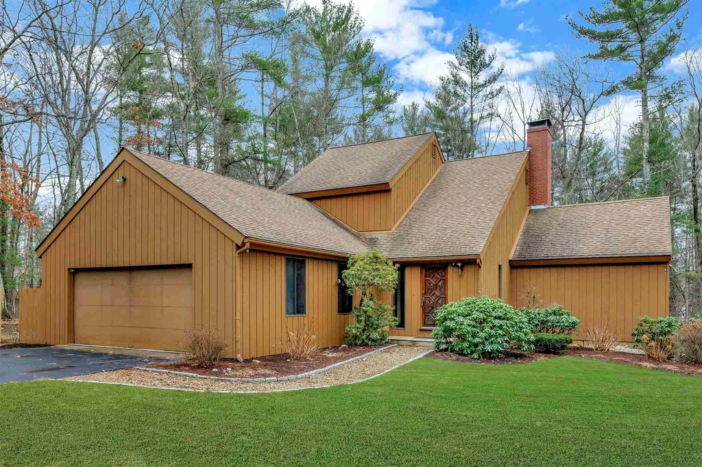 25 Hillside Drive Hollis NH 03049