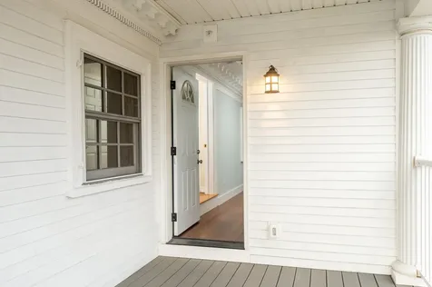 525 Maplewood Avenue Portsmouth NH 03801