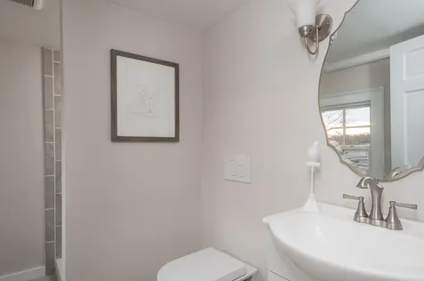 525 Maplewood Avenue Portsmouth NH 03801