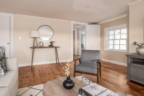 525 Maplewood Avenue Portsmouth NH 03801