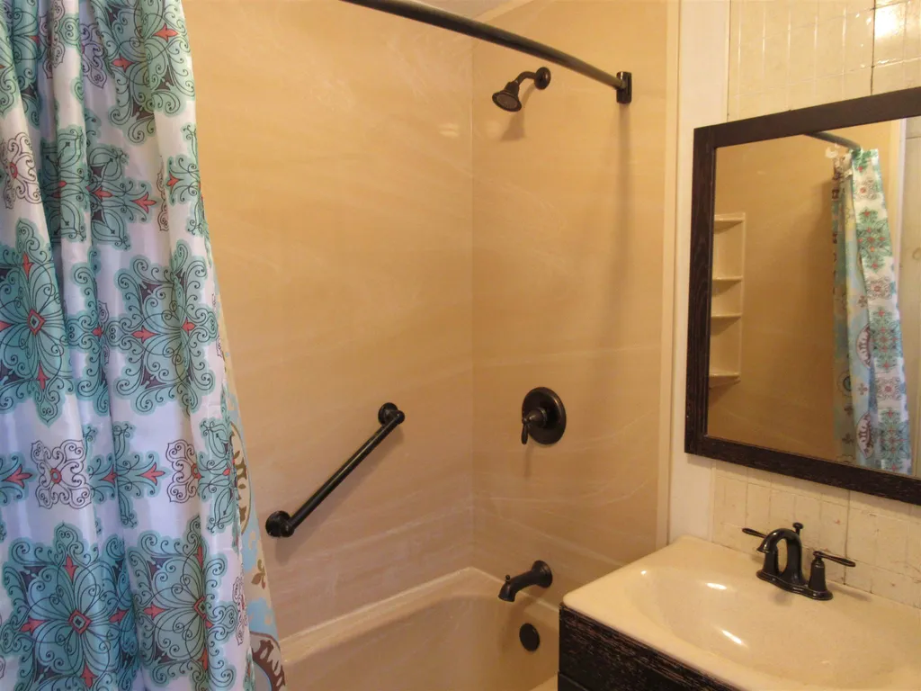 156 Hanover Street Claremont NH 03743