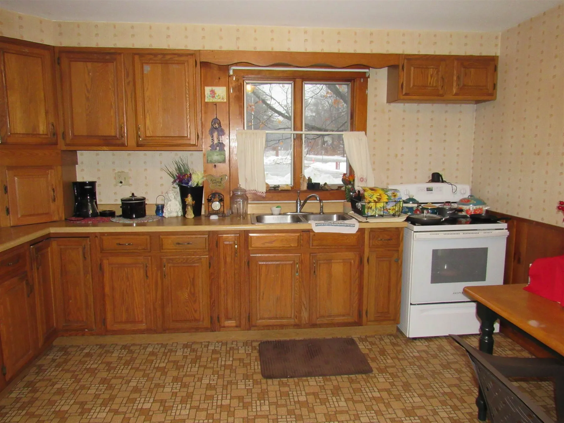 156 Hanover Street Claremont NH 03743