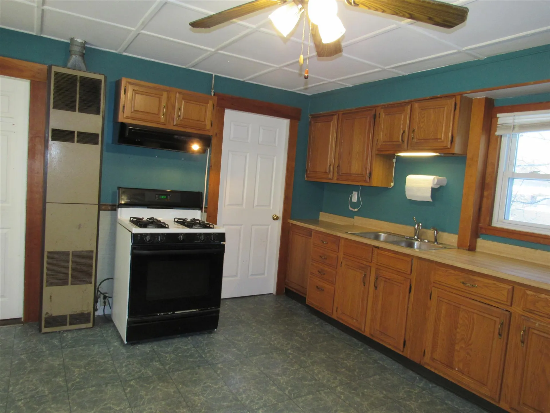 156 Hanover Street Claremont NH 03743