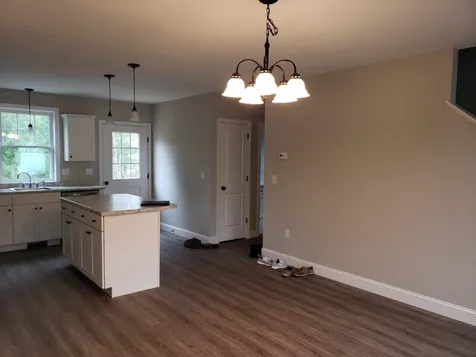 83 Fremont Road Raymond NH 03077