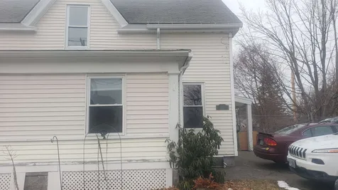 28 Pleasant Street Salem NH 03079