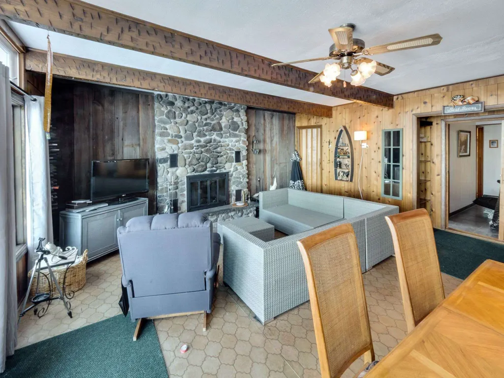 186 North Shore Road Isle La Motte VT 05463