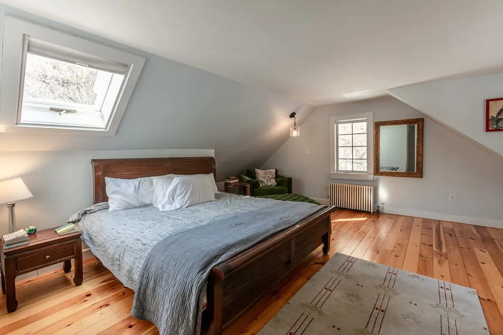 102 S Main Street Hanover NH 03755