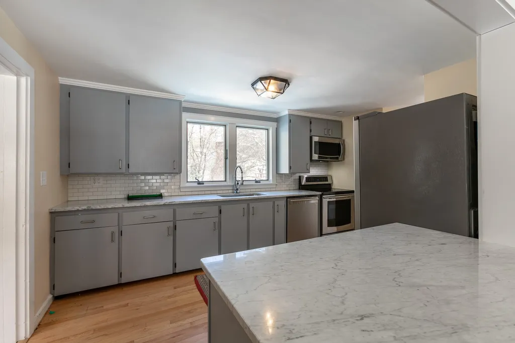 102 S Main Street Hanover NH 03755