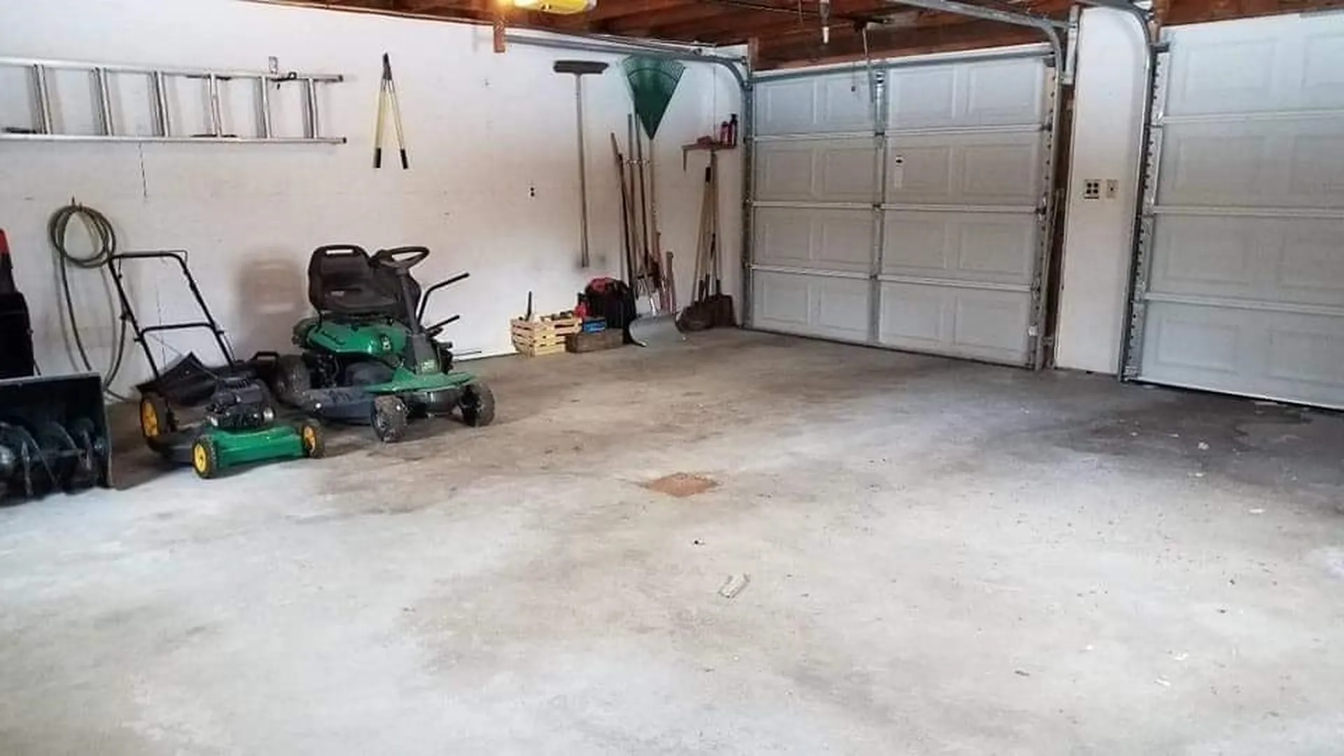 28 Ray Street Gorham NH 03581