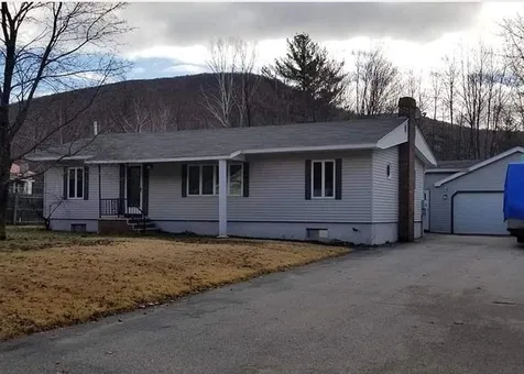 28 Ray Street Gorham NH 03581