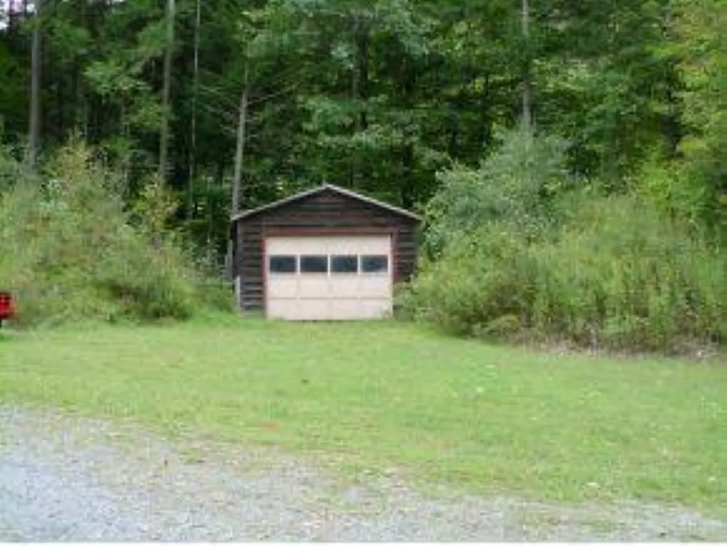 106 Newton Lane Thetford VT 05054