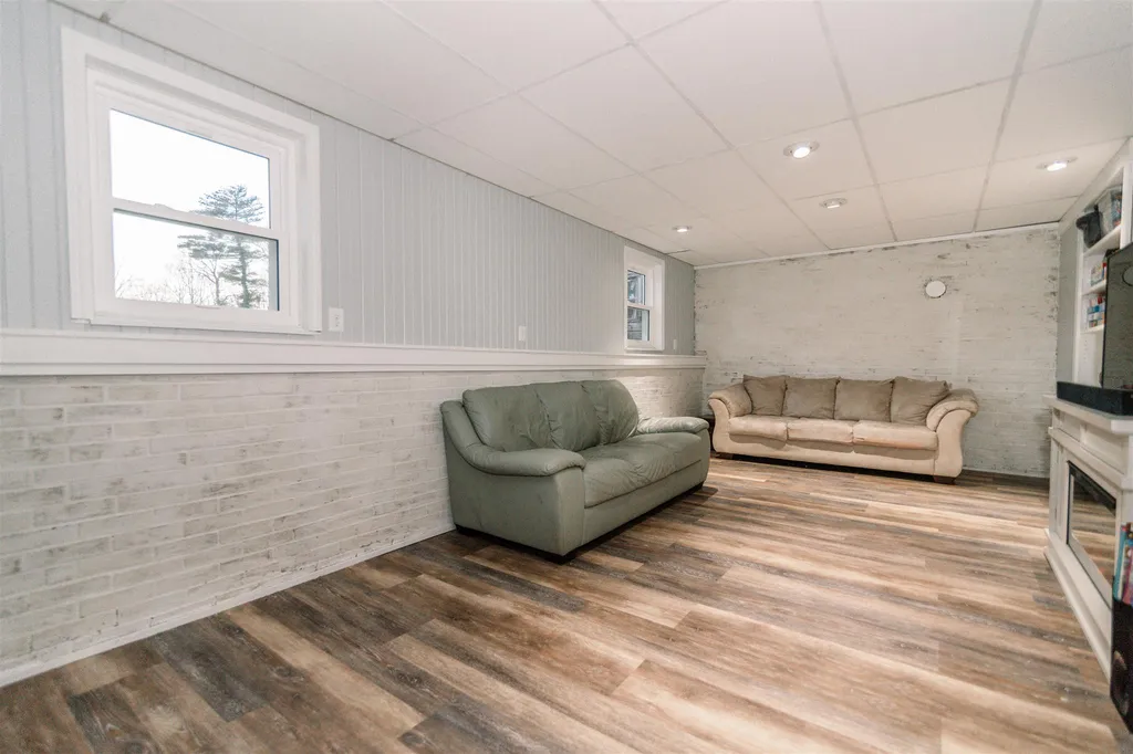 510 Stockdale Circle Rollinsford NH 03869
