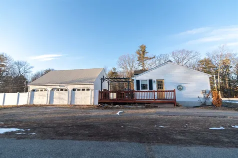 510 Stockdale Circle Rollinsford NH 03869