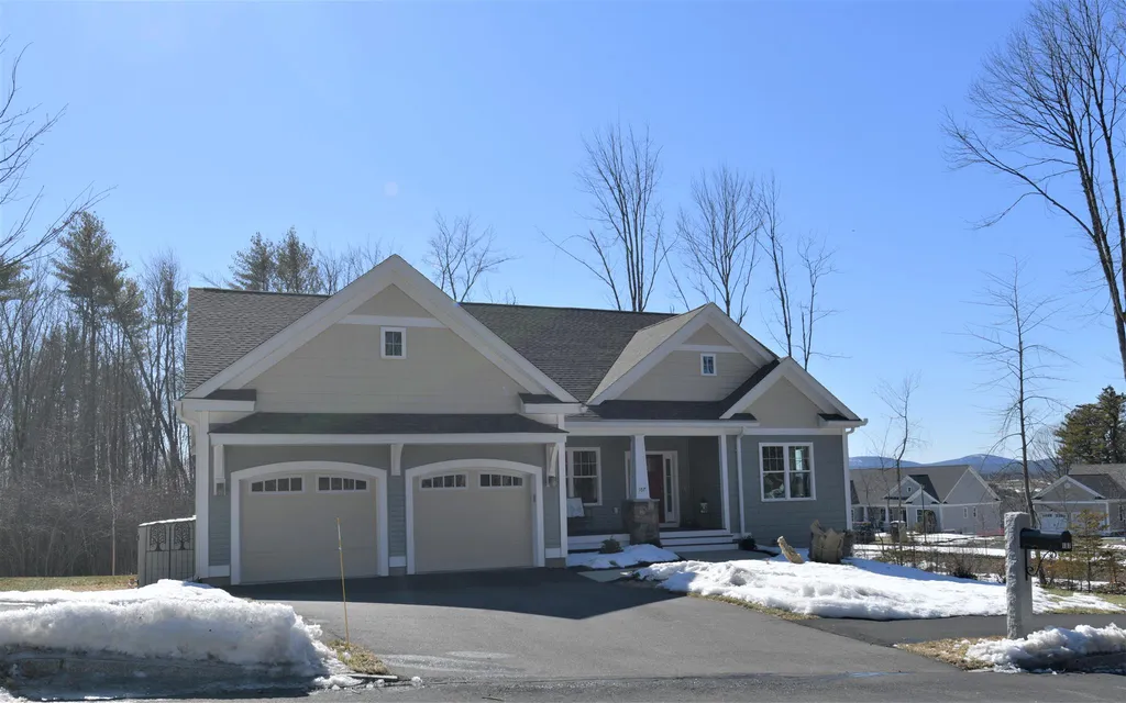 69 Scenic Drive Manchester NH 03104