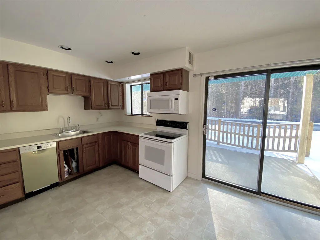 133 Colonial Drive Hartford VT 05001