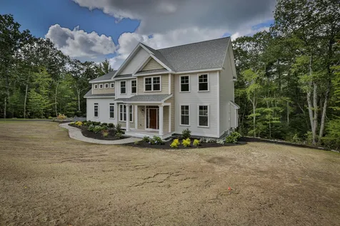 2 Clover Hill Way Brookline NH 03033