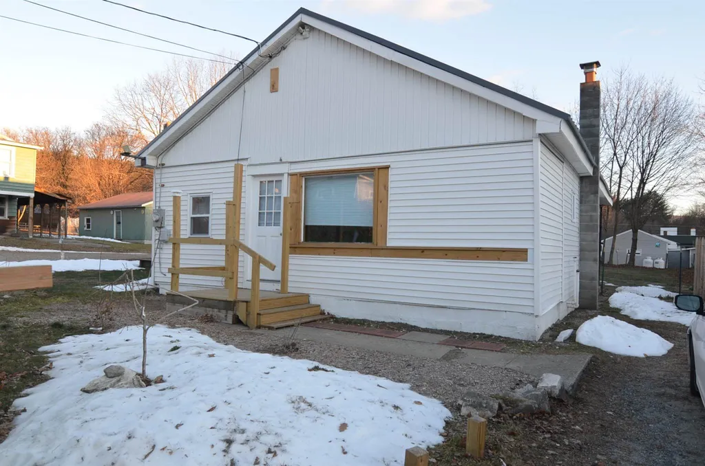 7 First Street Claremont NH 03743