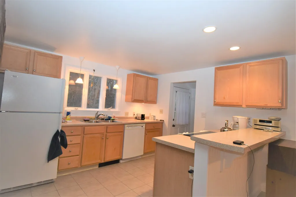 210 N Haverhill Road Kensington NH 03833