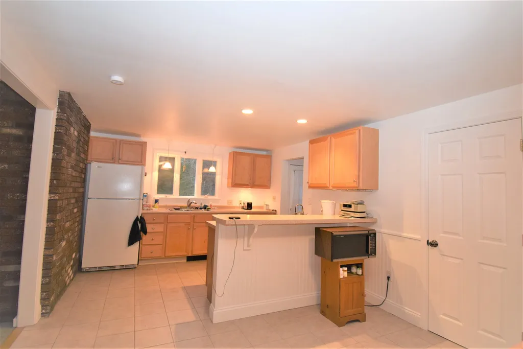 210 N Haverhill Road Kensington NH 03833