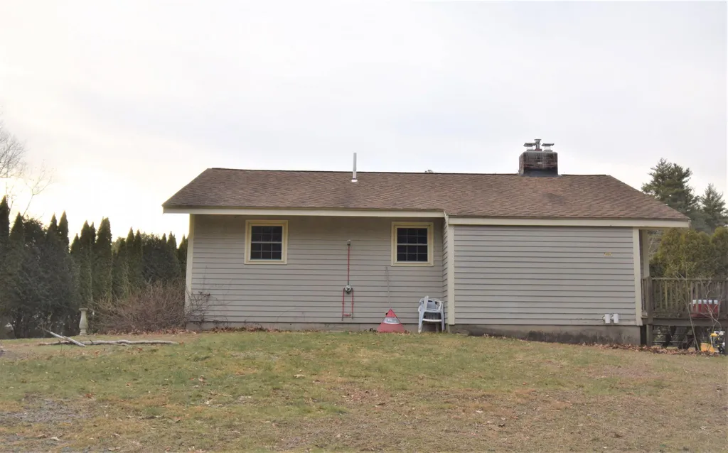 210 N Haverhill Road Kensington NH 03833