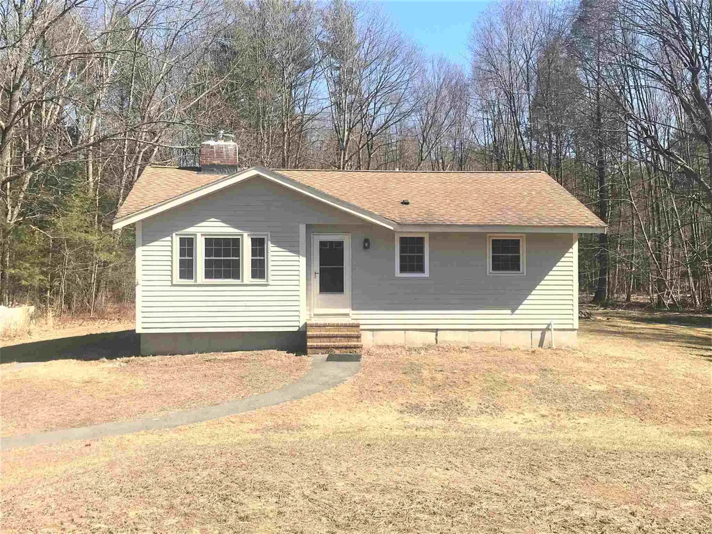 210 N Haverhill Road Kensington NH 03833